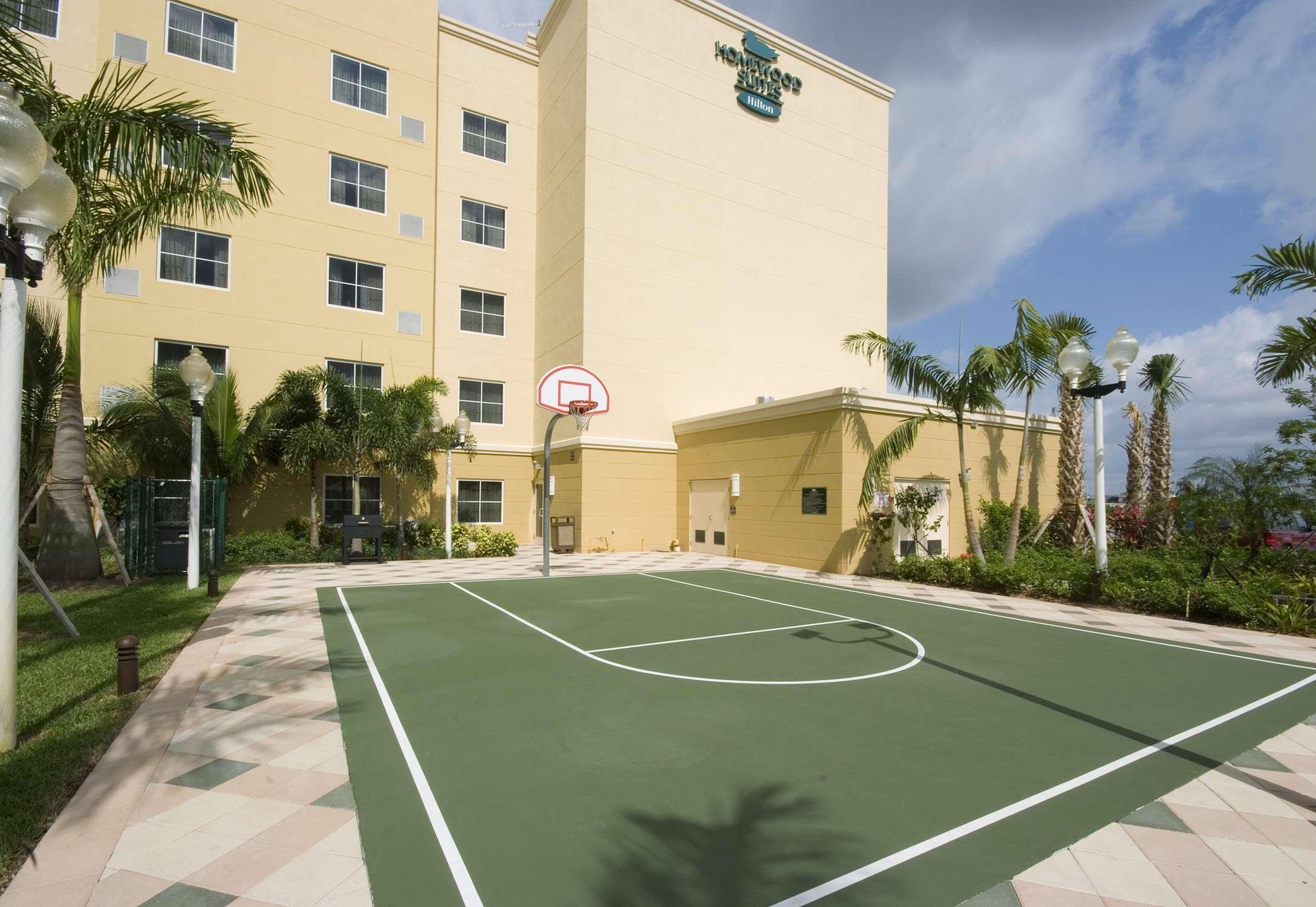 Homewood Suites By Hilton Miami - Airport West Miami Springs Exteriör bild