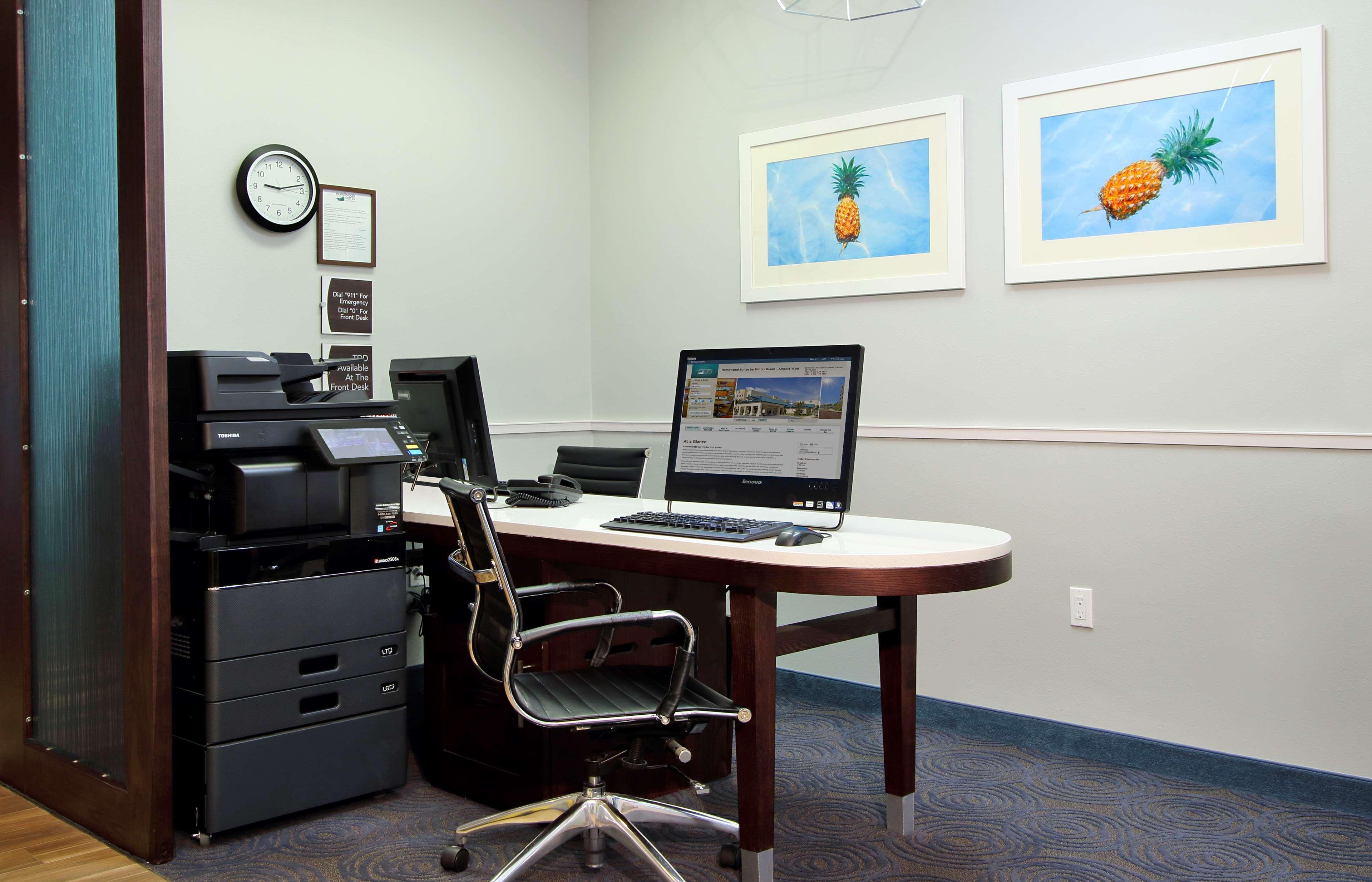 Homewood Suites By Hilton Miami - Airport West Miami Springs Exteriör bild