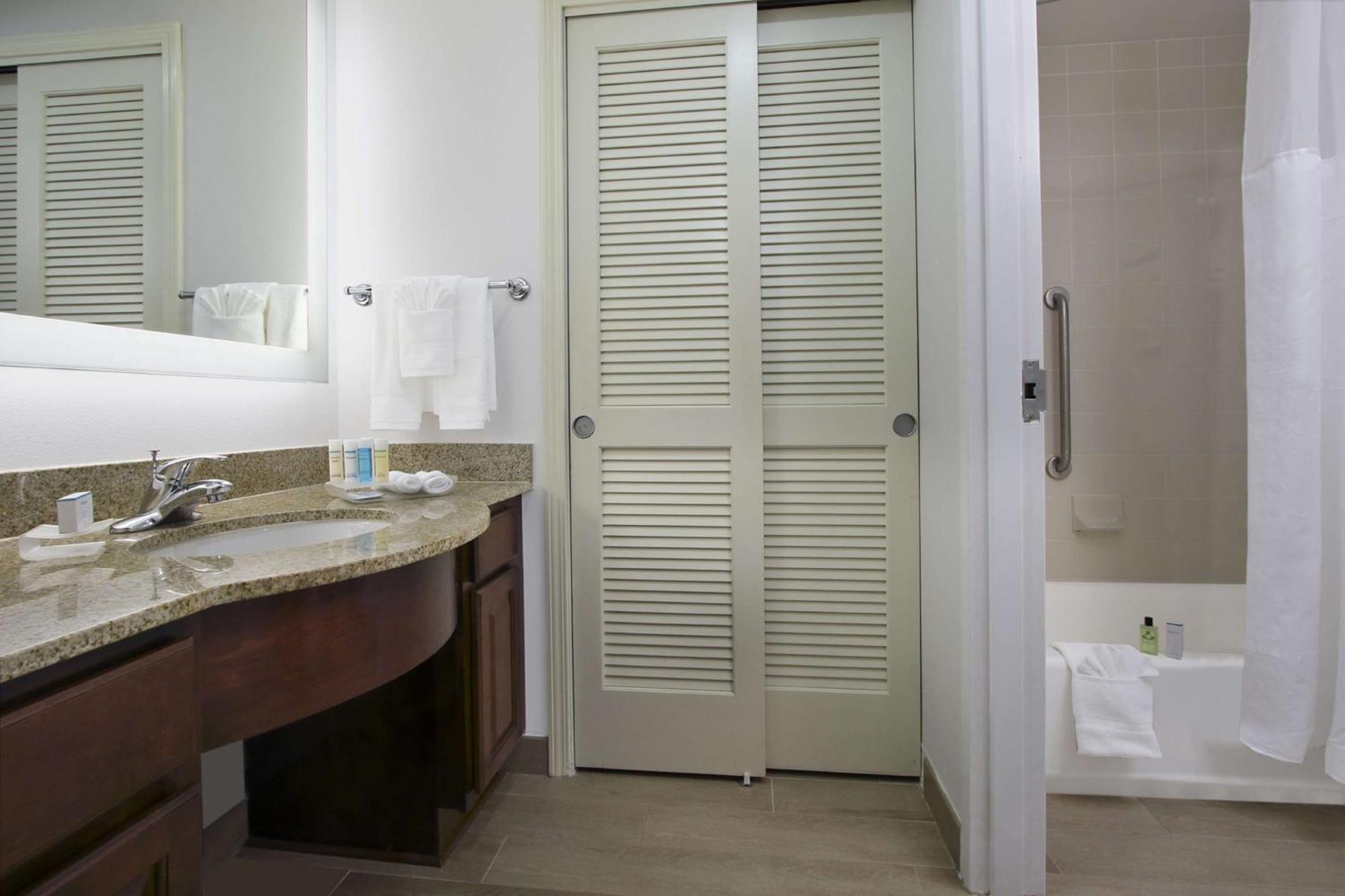 Homewood Suites By Hilton Miami - Airport West Miami Springs Exteriör bild
