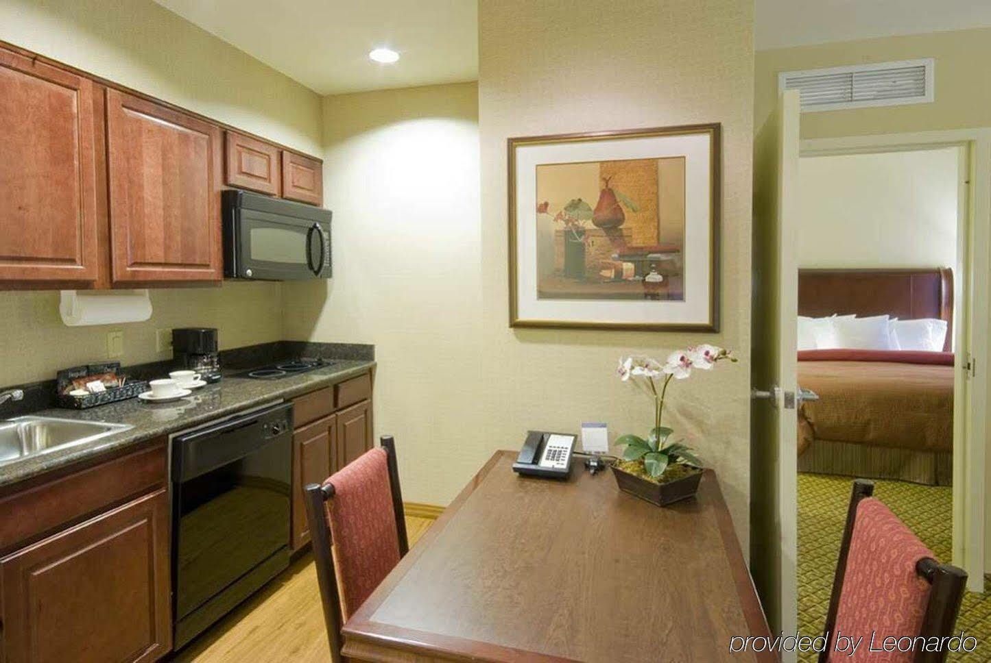Homewood Suites By Hilton Miami - Airport West Miami Springs Exteriör bild